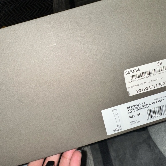 Ssense exclusive over the knee Rick owens - Picture 2 of 5